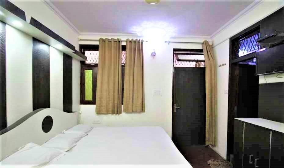 Central Guest House , Walk In Dargah & Markaz Нью-Дели Экстерьер фото