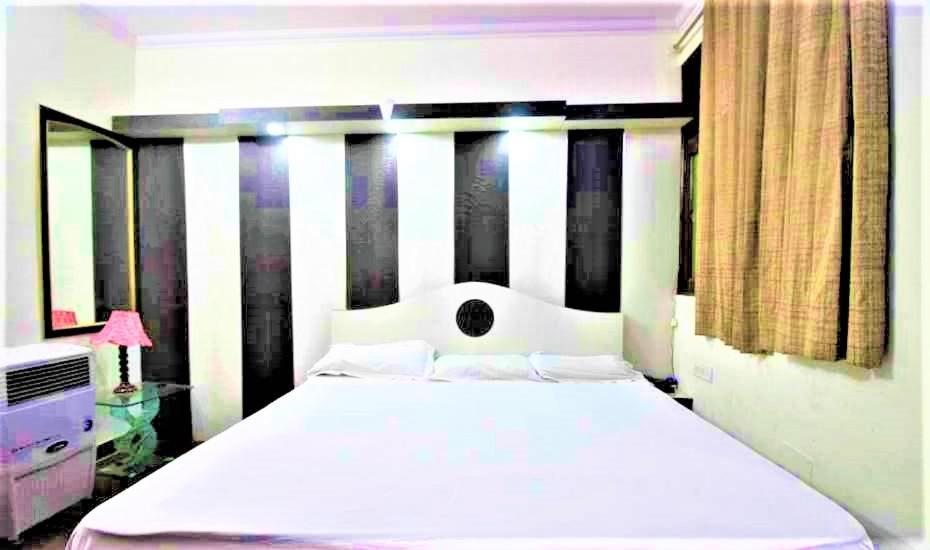 Central Guest House , Walk In Dargah & Markaz Нью-Дели Экстерьер фото