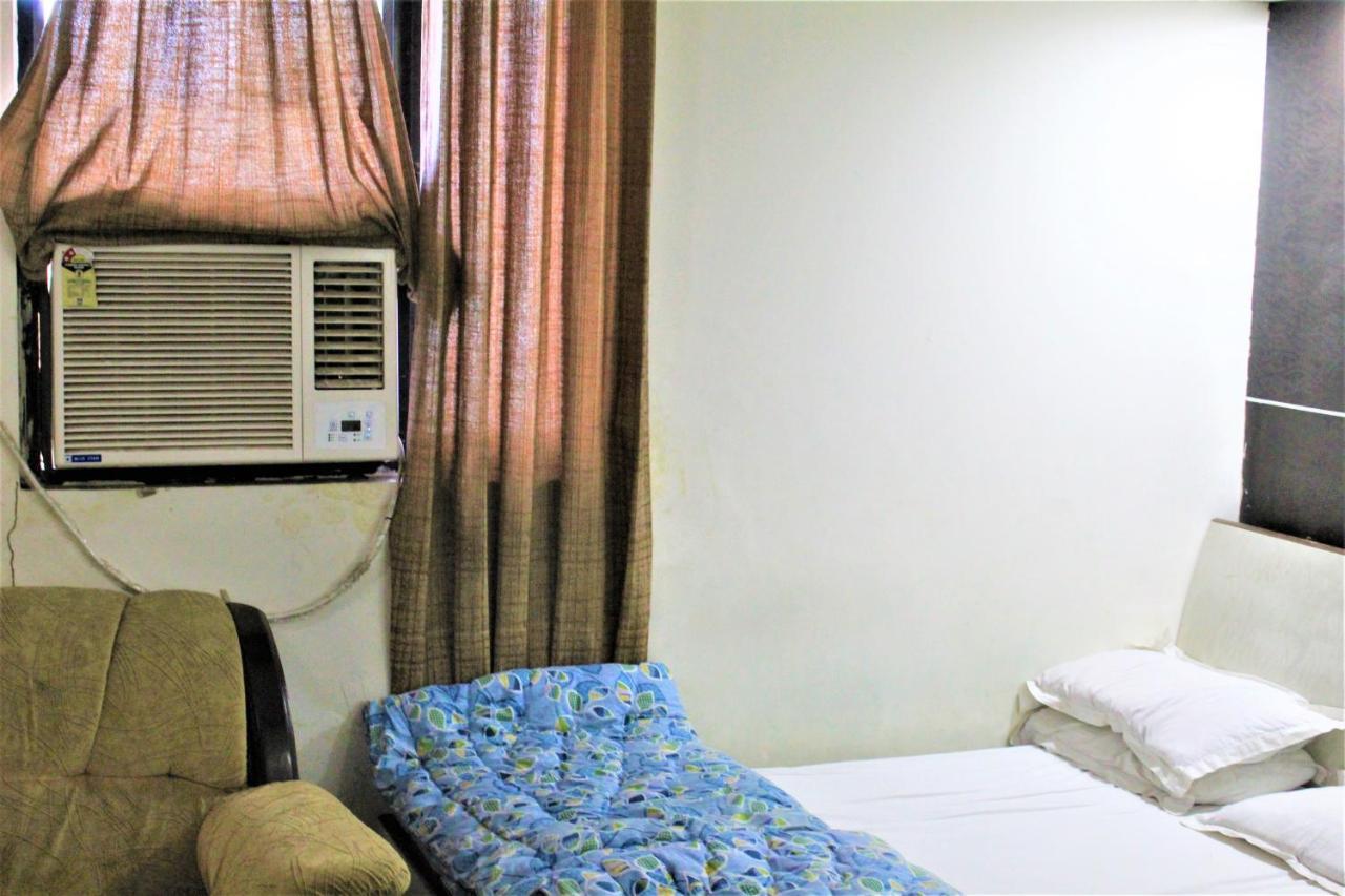 Central Guest House , Walk In Dargah & Markaz Нью-Дели Экстерьер фото
