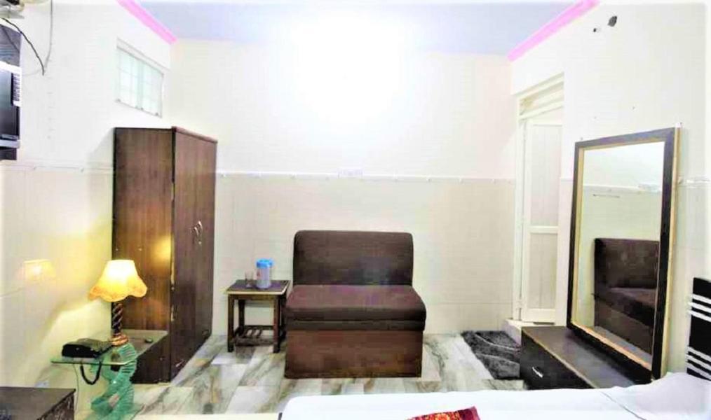 Central Guest House , Walk In Dargah & Markaz Нью-Дели Экстерьер фото